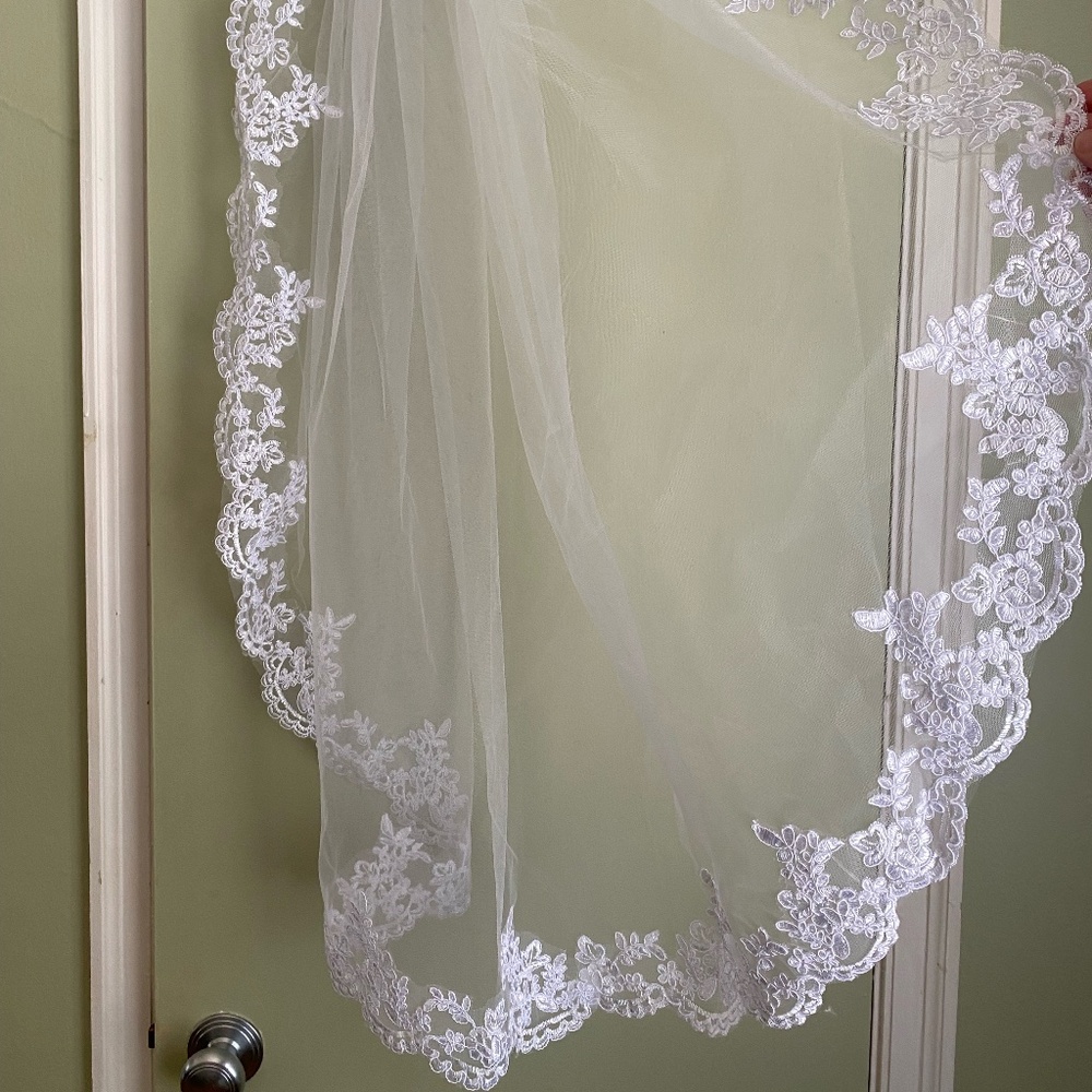 Fingertip Length Wedding Veil